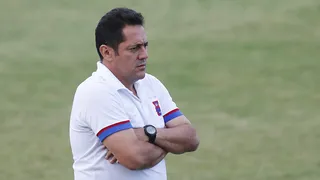 Sem Juninho e com time desgastado, Maurílio vai mexer no Paraná; veja o time