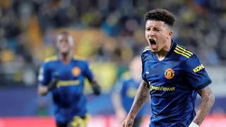 Jogador do Manchester United é proibido de entrar no clube após conflito com técnico, diz jornal