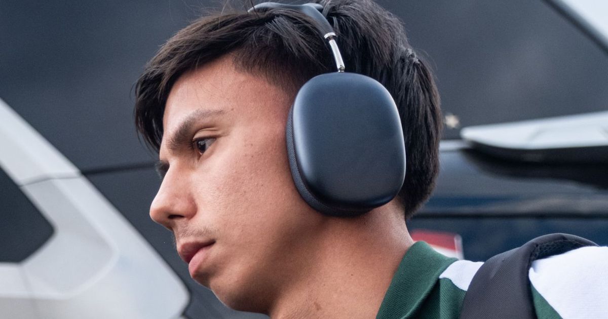 Coritiba oficializa saída de lateral para clube da Europa