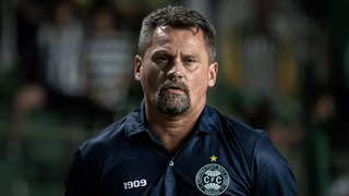 Fábio Matias valoriza empate: “primeiro a tirar ponto do Goiás em casa”