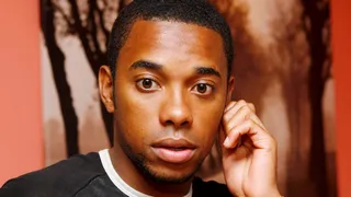 Robinho passa a dividir cela e poderá receber visitas aos fins de semana