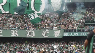 Justiça impede membros da Império Alviverde de assistirem jogos no Couto Pereira