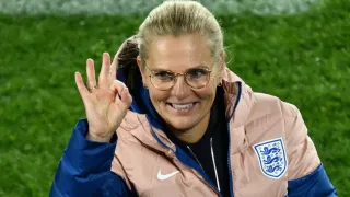 Sarina Wiegman, treinadora da Inglaterra feminina, é cotada na seleção inglesa masculina