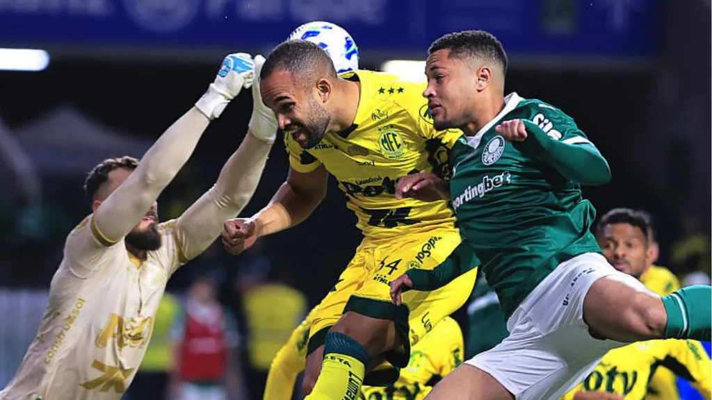 vitor-roque-palmeiras-mirassol