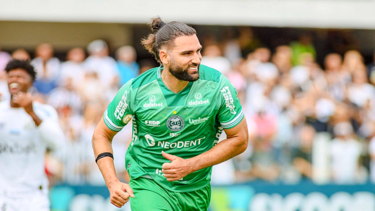 leo-gamalho-coritiba