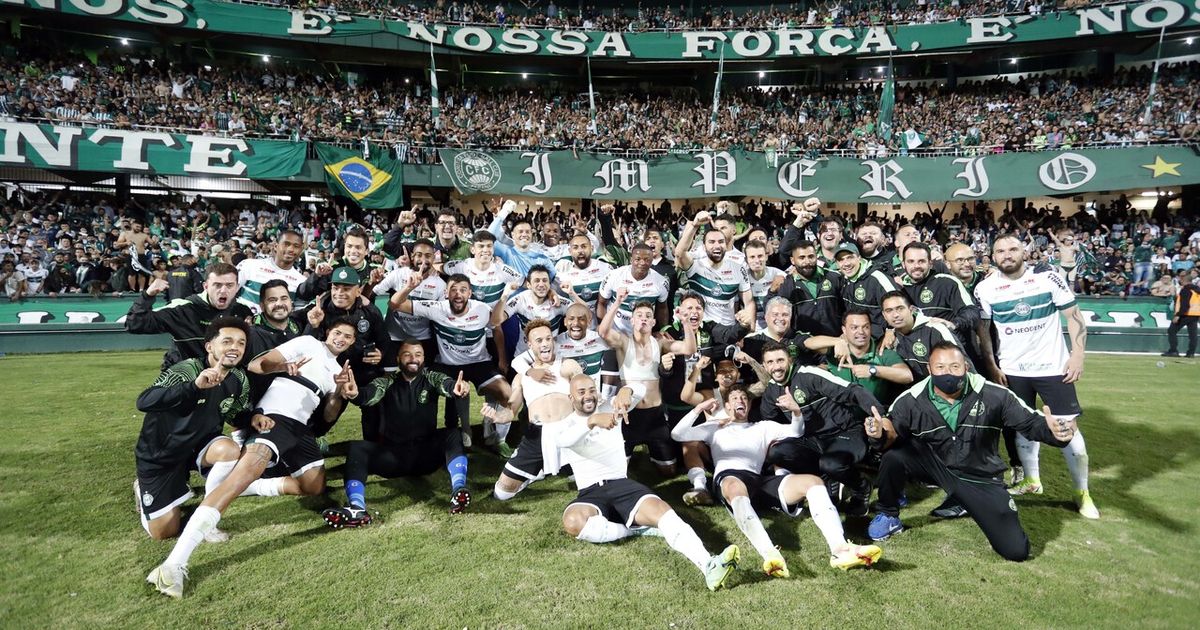 Quais são os clubes com mais acesso na Série B do Campeonato Brasileiro?