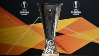 Liverpool e Roma conhecem adversários em sorteio de grupos da Liga Europa