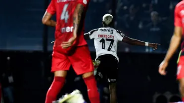 Athletico sofre a virada do Vasco e segue sem vencer no Brasileirão