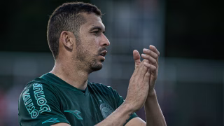 Zagueiro elege time da Série A como inspiração para o Coritiba