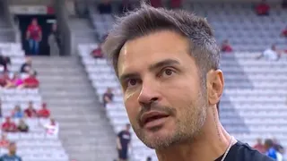Lenda do futsal, Falcão revela opinião sobre o estádio do Athletico