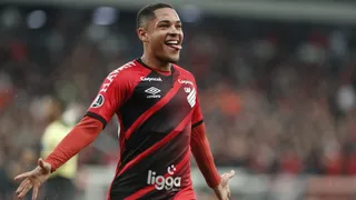 Barcelona mira contratação de Vitor Roque para o meio do ano, diz jornal