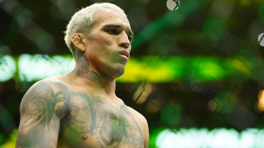 Charles do Bronx no UFC 317. Foto: Icon sport