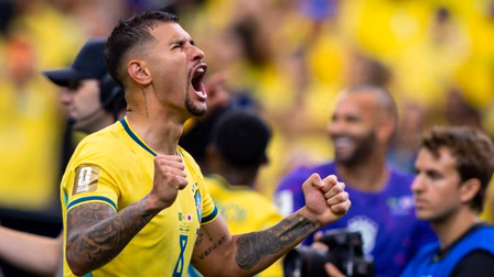“Rei das assistências”: Bruno Guimarães iguala Gerson e Zico e fica só atrás de Pelé