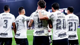 Athletico tenta quebrar tabu histórico contra o Corinthians na Neo Química