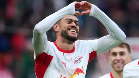Ex-Athletico, atacante Rômulo comemora feito inédito na Bundesliga