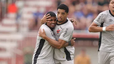 Athletico vence e confirma vaga na semifinal do Campeonato Paranaense