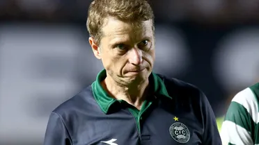 Seabra admite vexame do Coritiba e cobra reação imediata