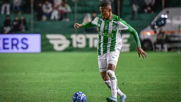 Coritiba anuncia atacante ex-Juventude e Fortaleza