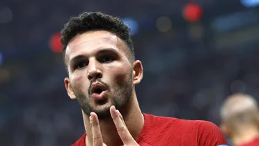 Gonçalo Ramos ofusca Cristiano Ronaldo e faz o primeiro hat-trick da Copa