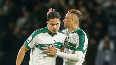 Ex-Flamengo marca em estreia pelo Coritiba no Brasileirão