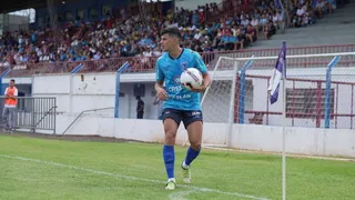 Meia ex-Real Madrid busca recomeço no Azuriz, adversário do Coritiba