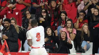 A atitude de Petraglia que revoltou a torcida do Athletico após vexame