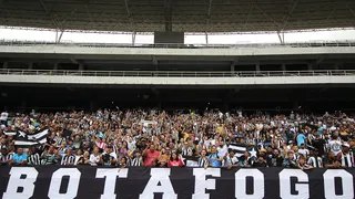 Compare as tabelas dos candidatos ao título do Brasileirão 2023