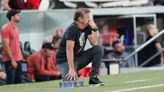 Cuca volta de suspensão, reencontra Corinthians e pode repetir escalação do Athletico