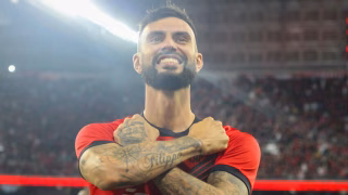 Presidente de clube brasileiro confirma busca por Mastriani, do Athletico