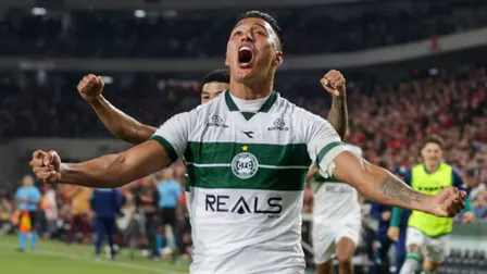 Colombiano Sebástian Gómez se torna o estrangeiro com mais jogos pelo Coritiba