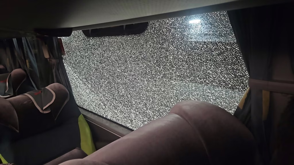 onibus-maringa-quebrado