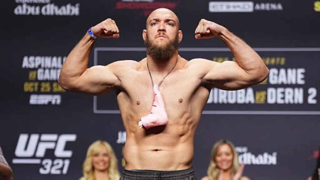 Valter Walker na pesagem do UFC. Foto: Divulgação/UFC