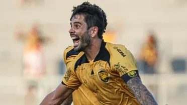 Ex-Coritiba, Henrique Almeida recusa o Amazonas e negocia com novo clube