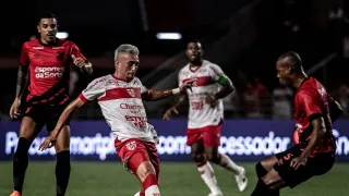 Com derrota na Copa do Brasil, Athletico perde invencibilidade da temporada