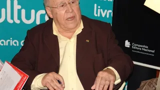 Morre, de Covid-19, o jornalista esportivo Orlando Duarte