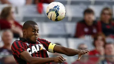 Para qual posição o time principal do Atlético precisa se reforçar com mais urgência?