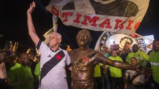 Velório de Dinamite será em São Januário e aberto ao público