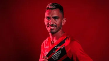 Athletico vence concorrência do Fluminense e confirma segundo reforço