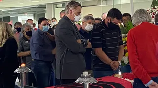Petraglia relembra ligação antiga com Sicupira: “Caminhada linda desse ídolo”