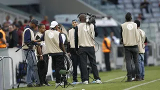Ao contrário do Atlético, Coritiba abre espaço para emissoras de televisão na final