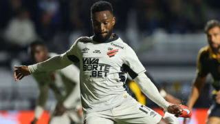 Athletico confuso conseguiu levar a torcida à exaustão