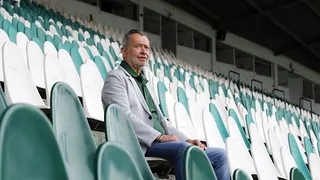Coritiba ganha sócios e antecipa salários de jogadores e funcionários