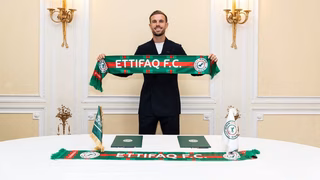 Henderson deixa o Liverpool após 12 anos para reforçar o Al Ettifaq, da Arábia Saudita