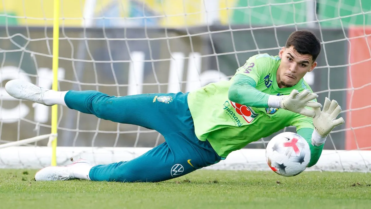 pedro-morisco-coritiba-treinos-seleçao-brasileira (2)