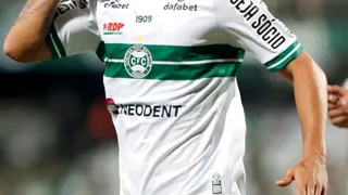 Coritiba prepara mudança na identidade visual e apresentação de um novo escudo