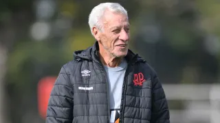 Família de ídolo doa itens históricos para o Athletico