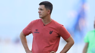 Após primeira derrota, Athletico encara sequência contra rivais da Série B