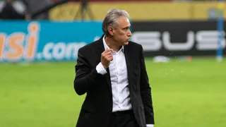 Incomodado, Tite cita Obama e diz estar trabalhando normalmente: “Em paz comigo mesmo”