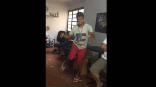 Gabiru viraliza com descrição de gol histórico contra o Barcelona, veja