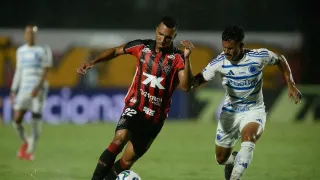 Coritiba tem desfecho em negociação com o Vitória por Lucas Braga